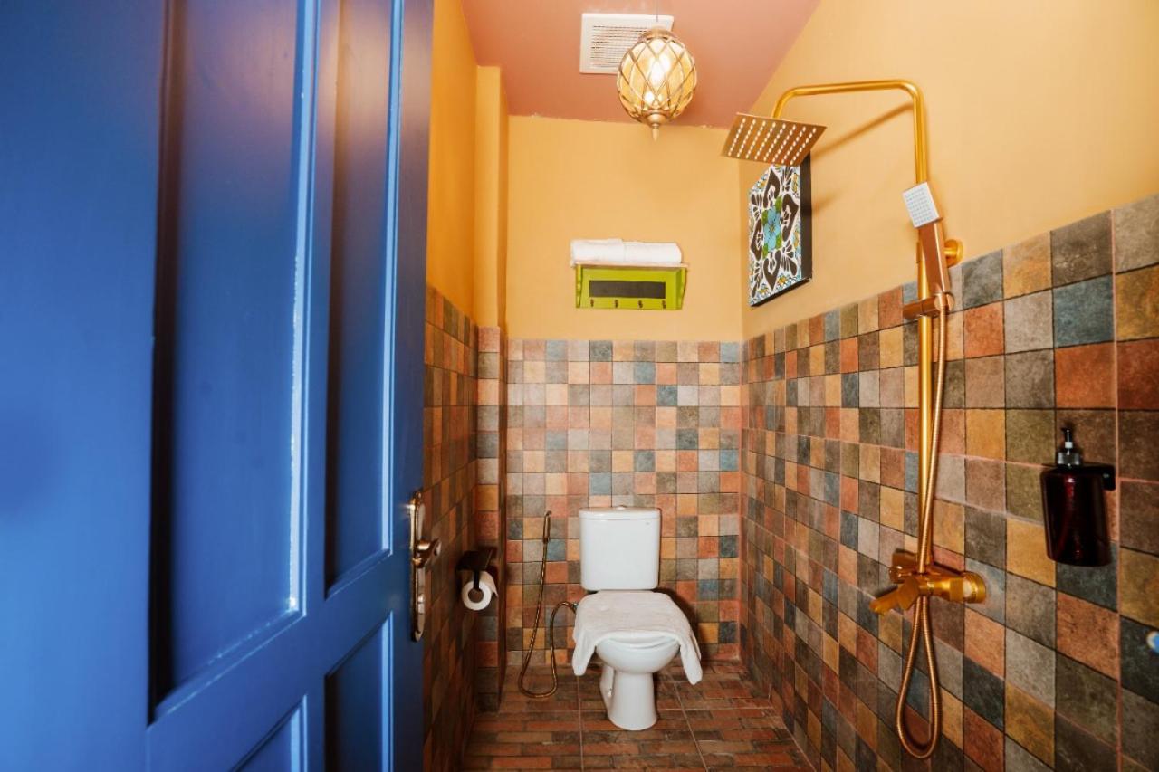 Por Aqui Stay & Dine Yogyakarta Esterno foto